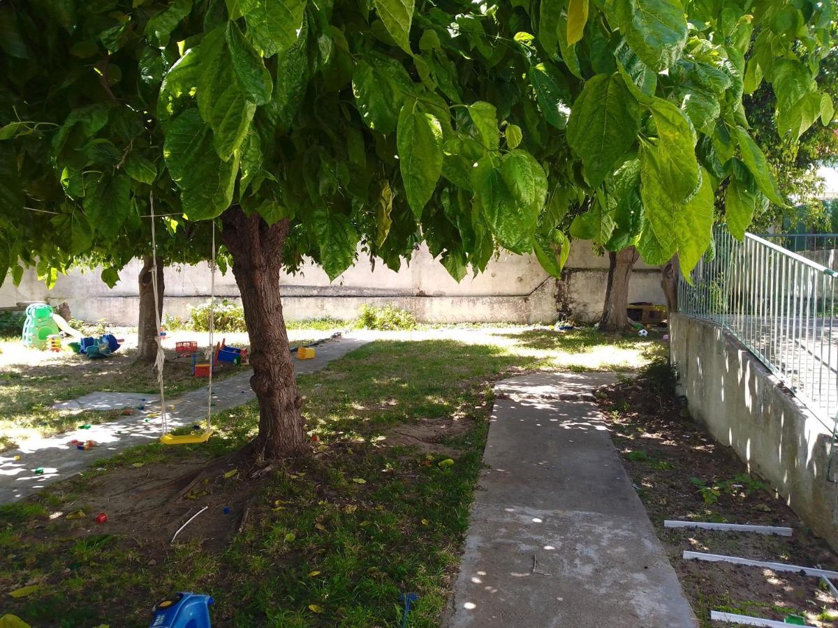 Alojamento Local, Cantinho Verde Otel Corroios Dış mekan fotoğraf